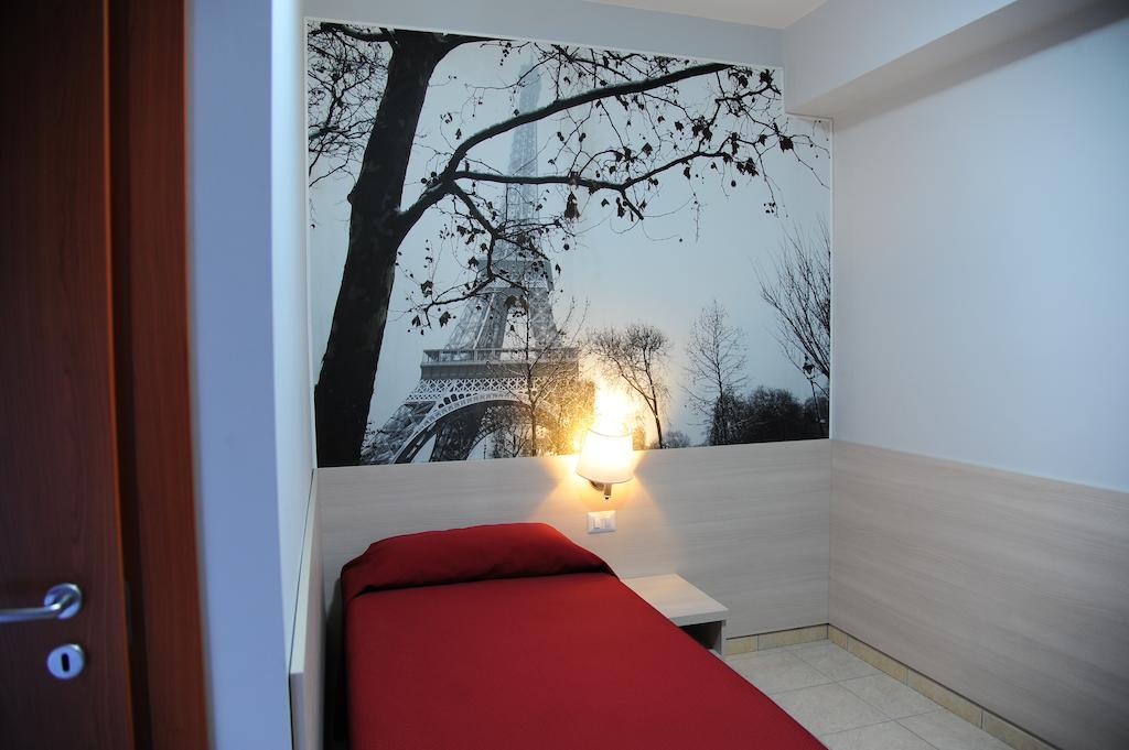 B&B Europa Потенца Стая снимка
